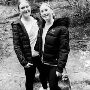 Meet your Posher, Caitlyn